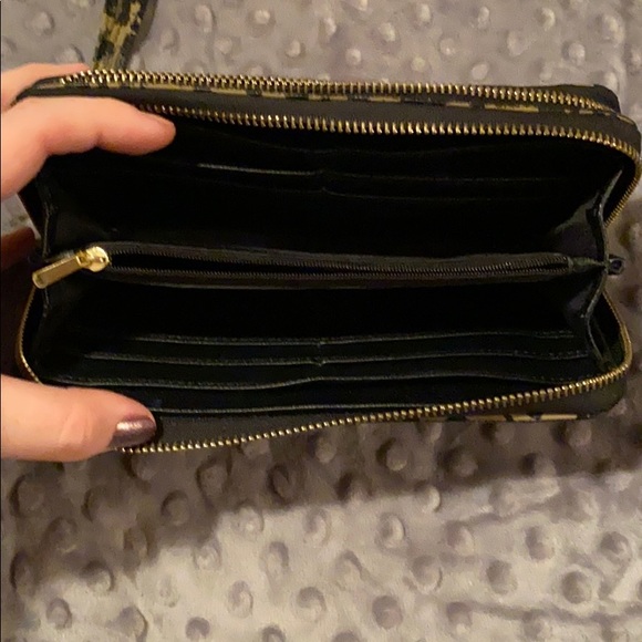 Wallet - Picture 3 of 3
